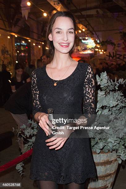 Guest attends the 'Honig im Kopf' Premiere party at Neue Heimat on December 15, 2014 in Berlin, Germany.