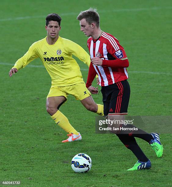 Martin Smith of Sunderland tracked by Manuel Viana of Villarreal during the Premier League International Cup match between Sunderland U21 and...
