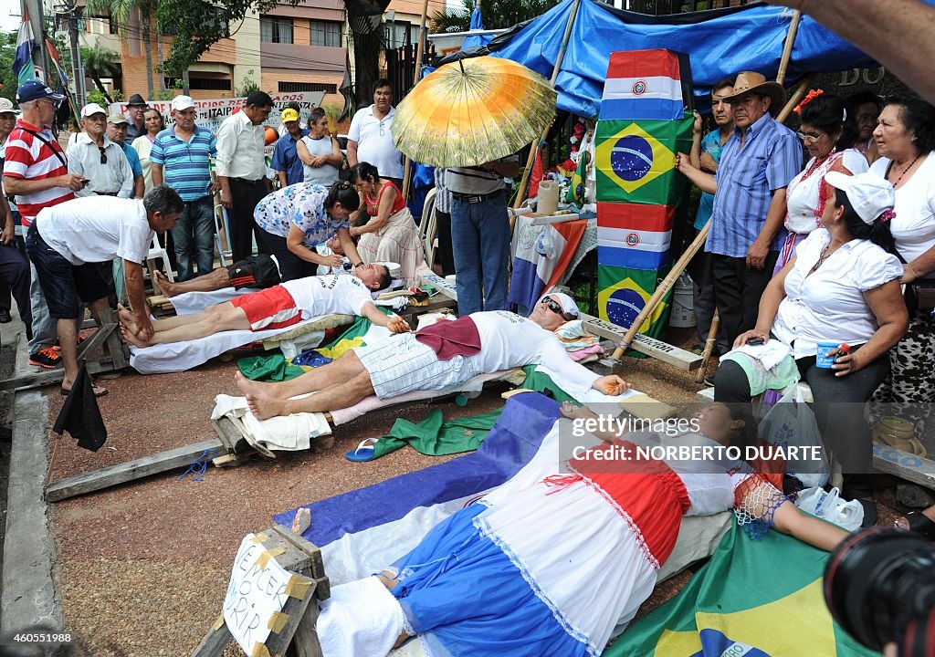 PARAGUAY-LABOUR-PROTEST-CRUCIFIXION