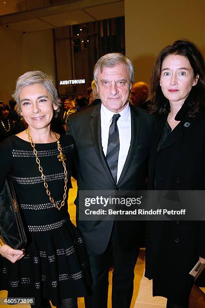 Elizabeth Quin, CEO Dior Sidney Toledano and Diane de Mac Mahon attend the 'Fondation Claude Pompidou' : Charity Party at Fondation Louis Vuitton on...