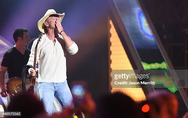 Honoree Kenny Chesney accepts the Groundbreaker Award onstage during the 2014 American Country Countdown Awards at Music City Center on December 15,...