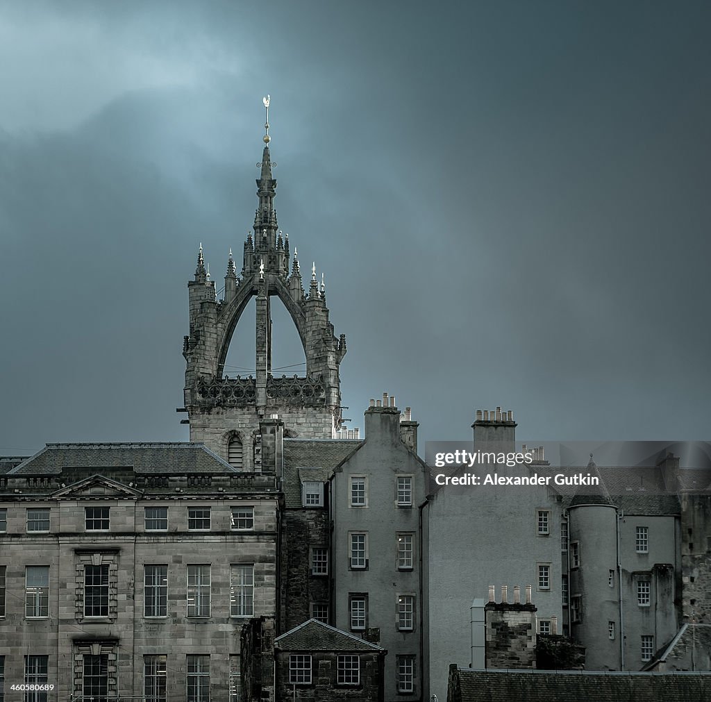 Light Edinburgh