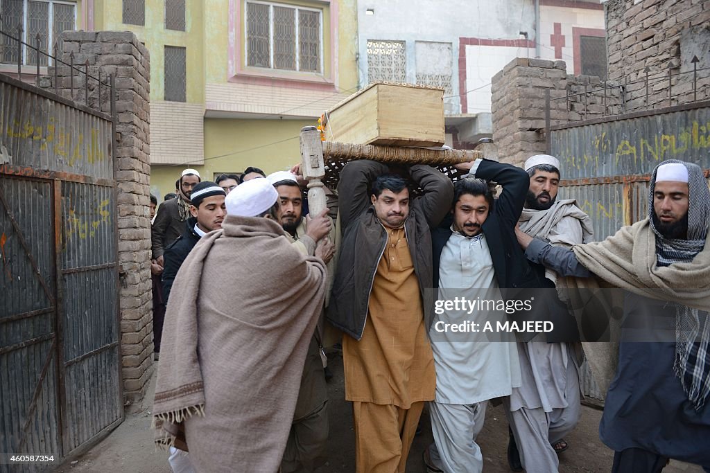 PAKISTAN-UNREST-SCHOOL-FUNERAL