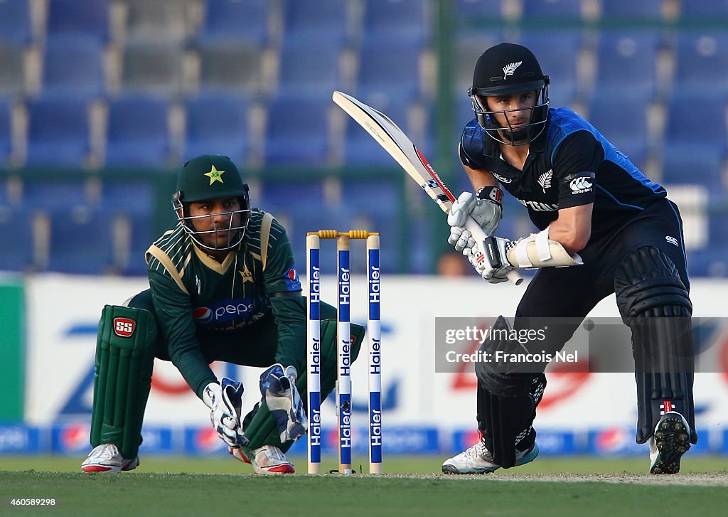 Pakistan v New Zealand - 4th ODI