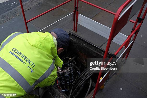 Bt Network Engineer Bt Engineer Photos and Premium High Res Pictures - Getty Images