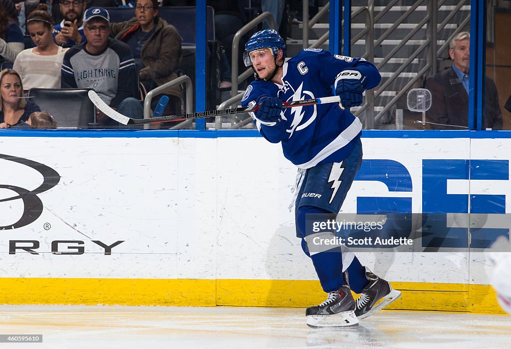 Carolina Hurricanes v Tampa Bay Lightning