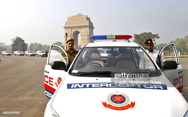 Interceptor Gate 255 Police Interceptor Vehicles Stock Photos, High-Res Pictures, and ...