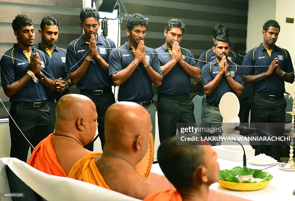 CRICKET-SRI-CEREMONY-PRAYERS