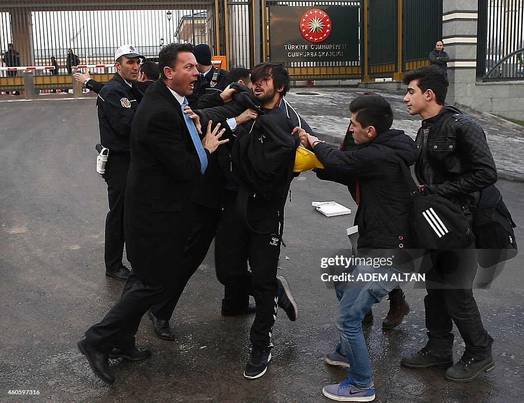 TURKEY-POLITICS-CORRUPTION-DEMO