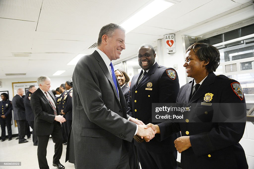 De Blasio Visits Second Chance Housing at Rikers Island