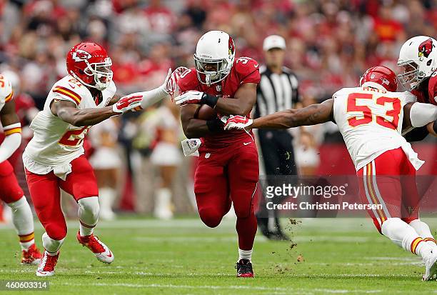 Running back Stepfan Taylor of the Arizona Cardinals rushes the football against the Kansas City Chiefs during the NFL game at the University of...