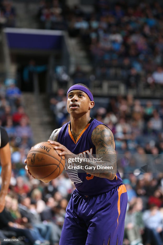 Phoenix Suns v Charlotte Hornets