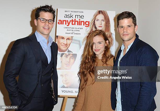 Max Roden 977 Max Carver Photos & High Res Pictures - Getty Images