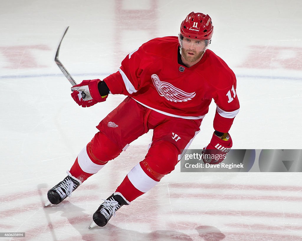 Columbus Blue Jackets v Detroit Red Wings