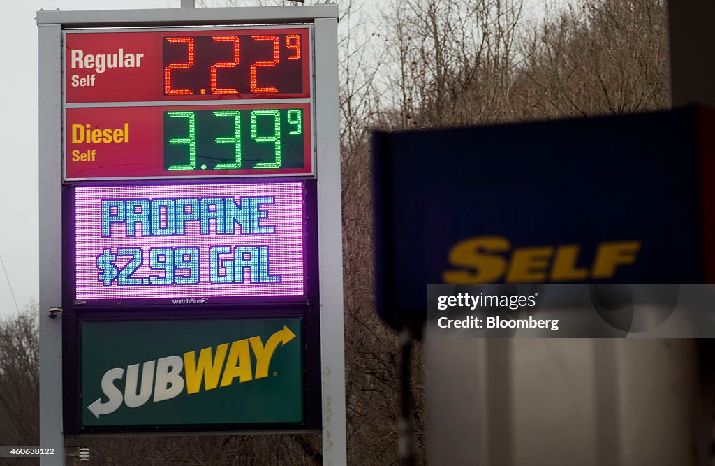 A Sunoco Inc. Fueling Station As Gas Is Surprise Holiday Gift For U.S. Consumers This Year