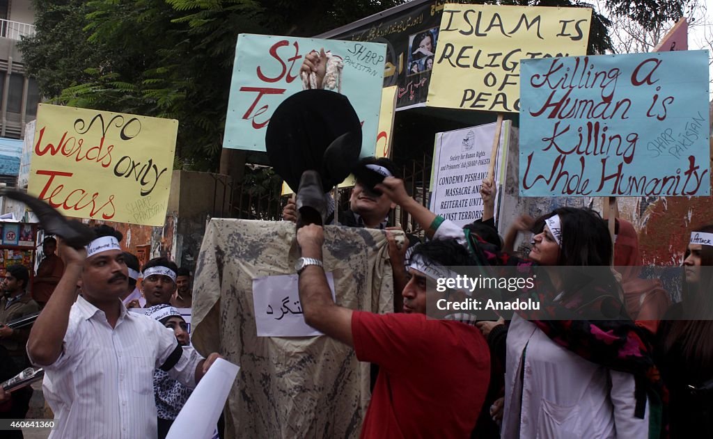 Pakistanis hold demonstrations to condemn Taliban attack