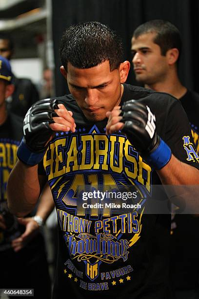 Anthony Pettis warms up backstage during the UFC 164 event at BMO Harris Bradley Center on August 31, 2013 in Milwaukee, Wisconsin.