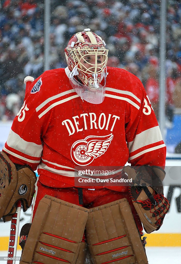 2014 Bridgestone NHL Winter Classic - Toronto Maple Leafs v Detroit Red Wings