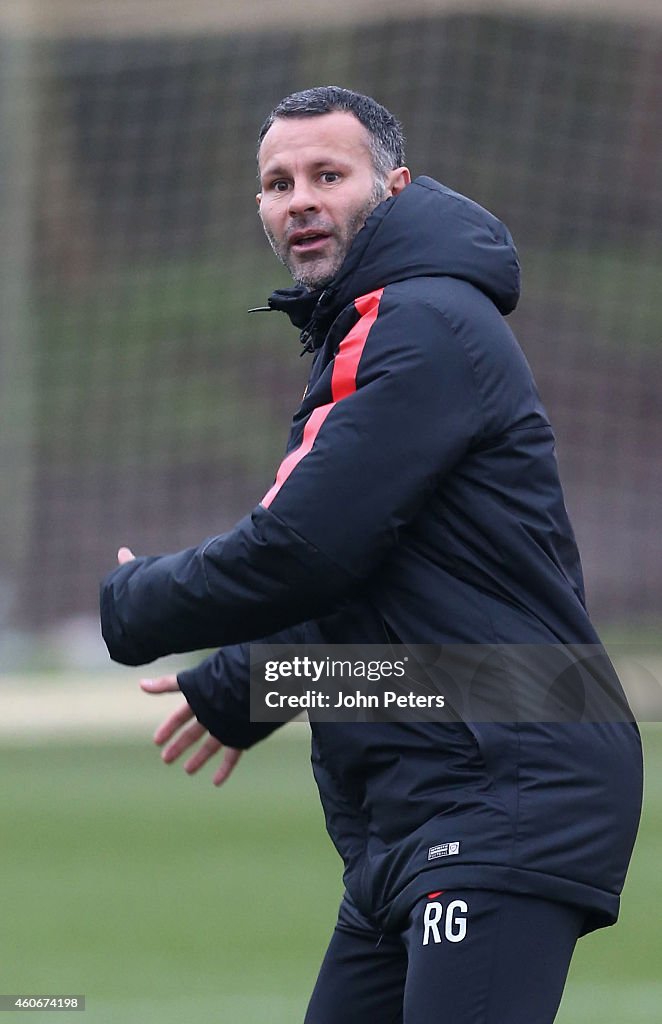 Manchester United Training and Press Conference