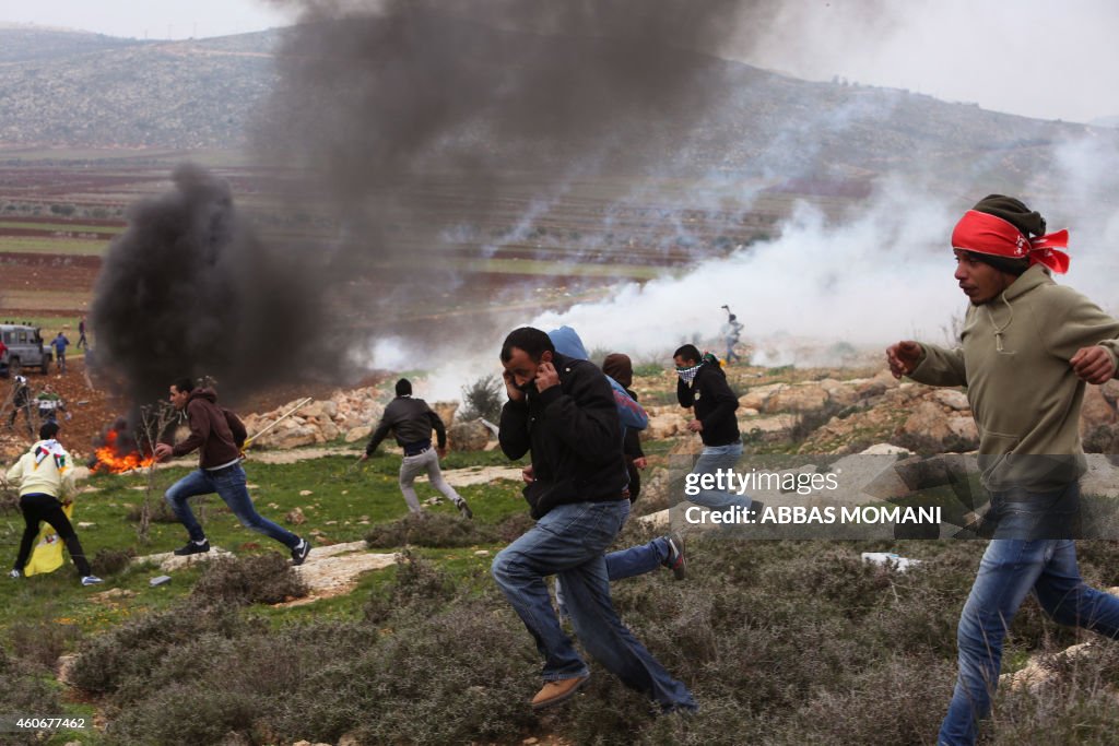 TOPSHOT-PALESTINIAN-ISRAEL-CONFLICT-CLASHES