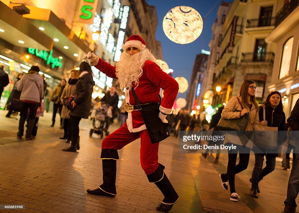 Shopping In Madrid Ahead Of Christmas Celebrations