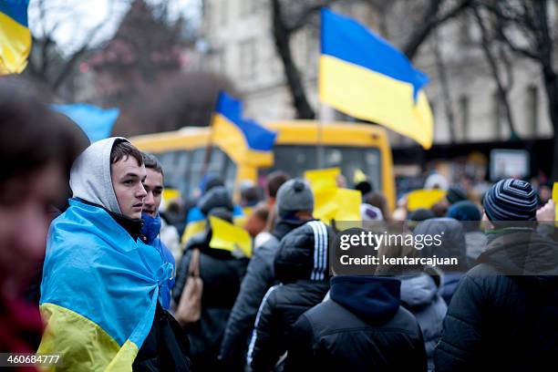 ukrainian youth looking pro eu rally - ukraine stockfoto's en -beelden