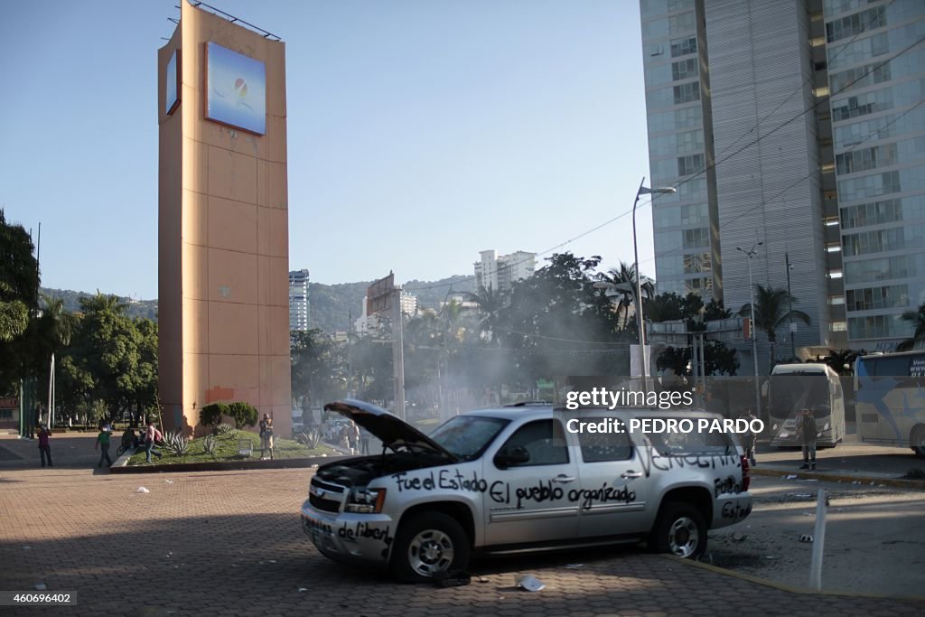 MEXICO-CRIME-STUDENTS-PROTEST