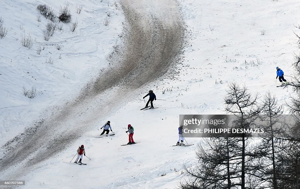 FRANCE-TOURISM-SNOW-SKIING