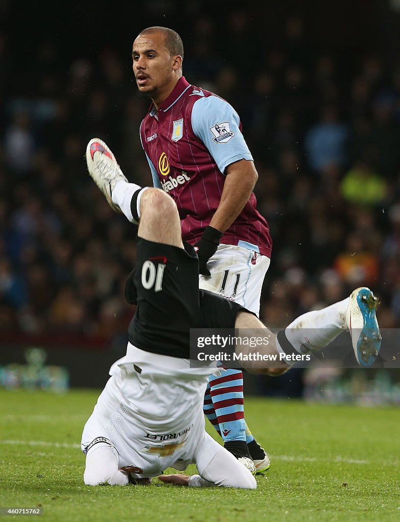 Aston Villa v Manchester United - Premier League