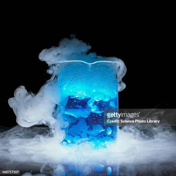 dry ice vaporising - dry ice stock pictures, royalty-free photos & images