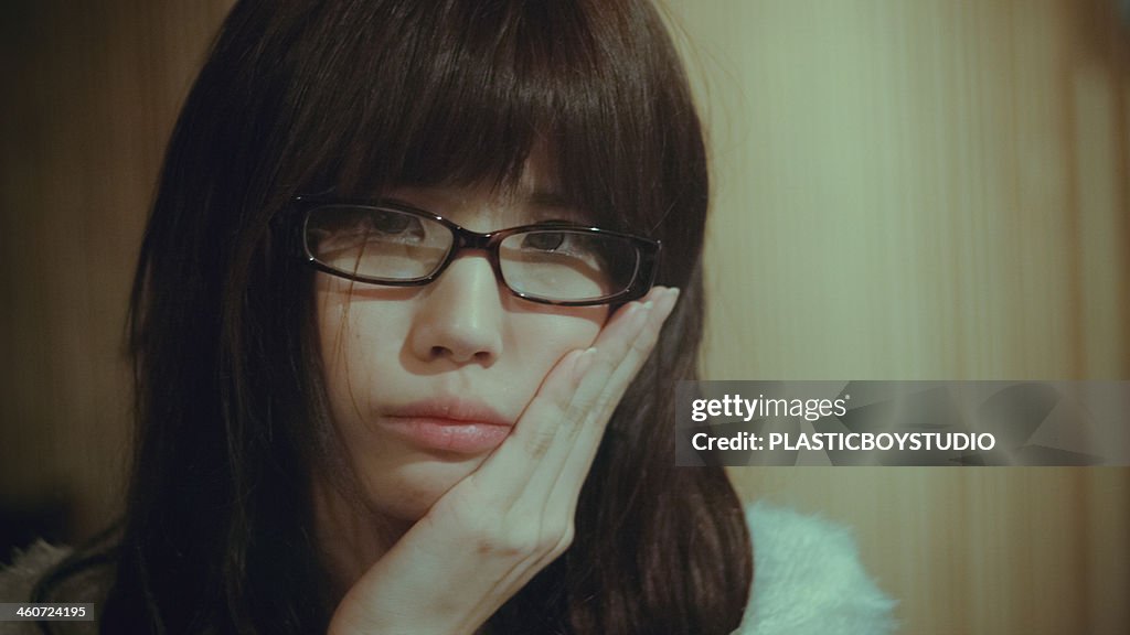 Question / woman