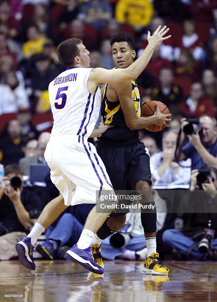 Northern Iowa v Iowa