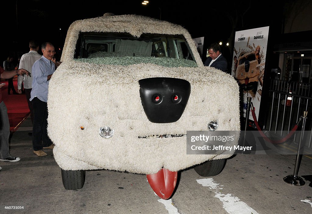 "Dumb And Dumber To" - Los Angeles Premiere - Arrivals