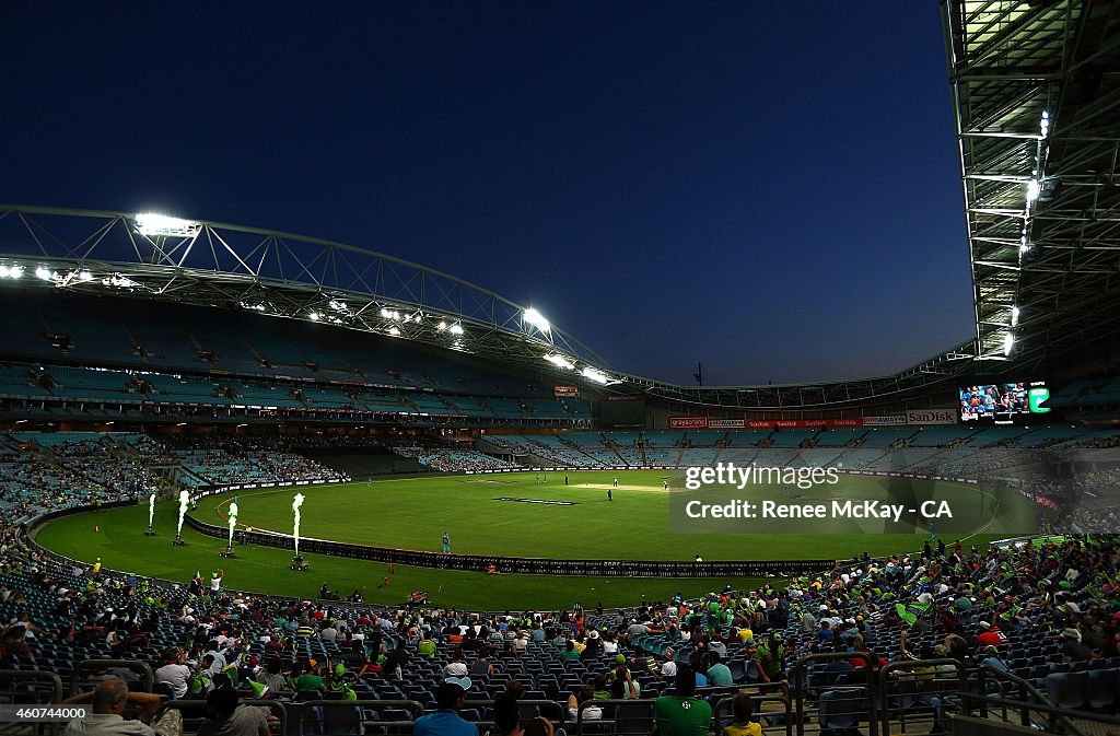 Big Bash League - Sydney v Brisbane