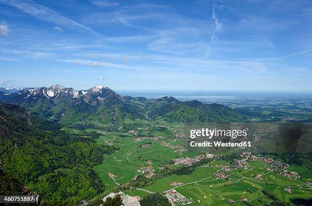 germany, bavaria, ruhpolding, view of chiemgau region - chiemgau photos et images de collection