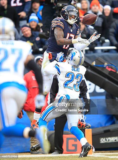 Alshon Jeffery of the Chicago Bears catches a touchdown pass over Darius Slay of the Detroit Lions during the third quarter at Soldier Field on...