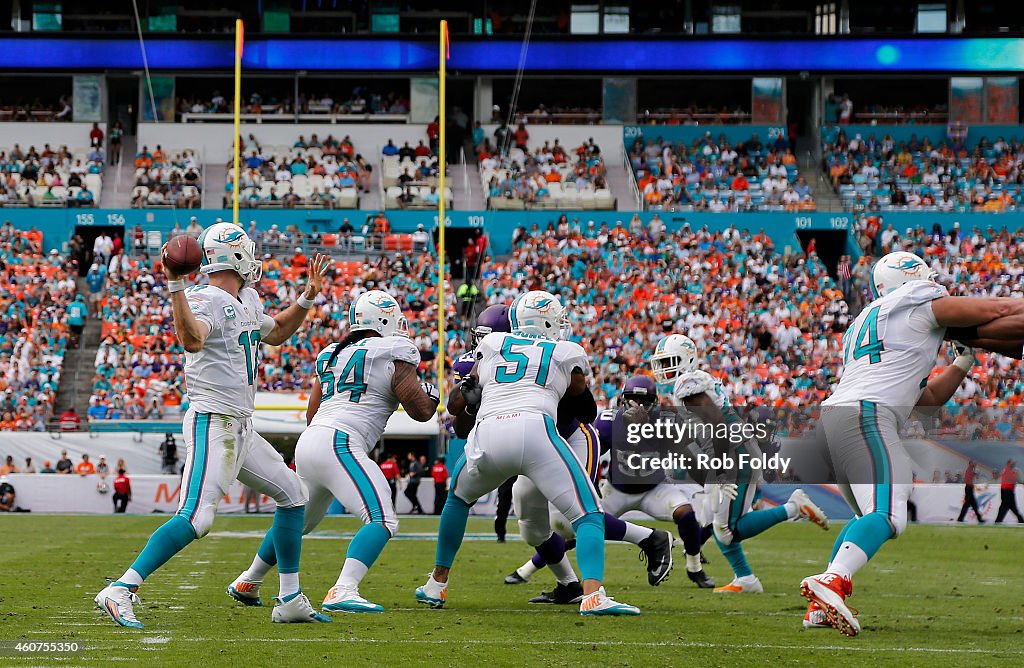 Minnesota Vikings v Miami Dolphins