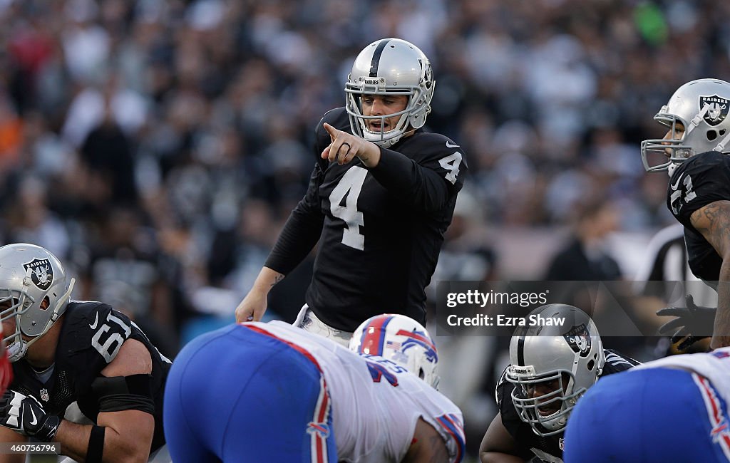 Buffalo Bills v Oakland Raiders