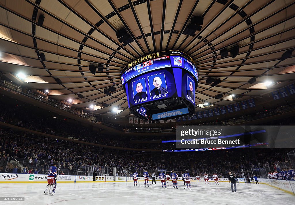 Carolina Hurricanes v New York Rangers