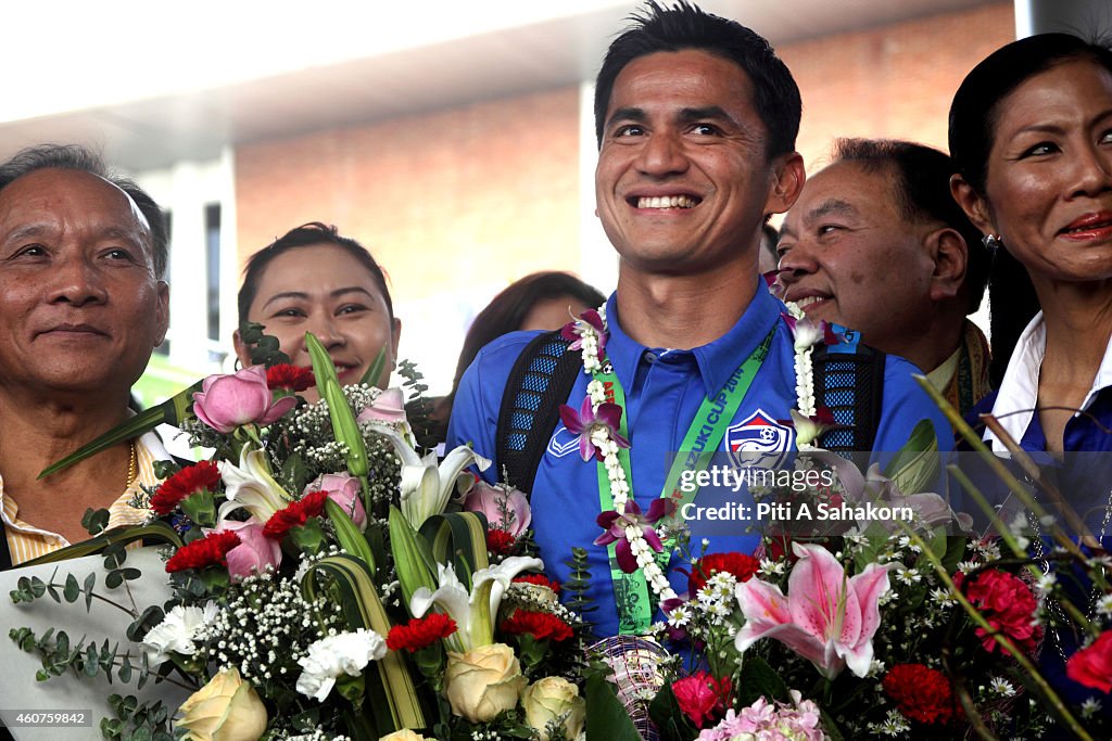 Thai football team head coach Kiatisuk Senamuang celebrate...