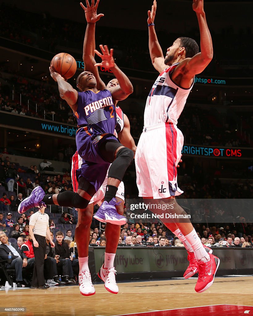 Phoenix Suns v Washington Wizards