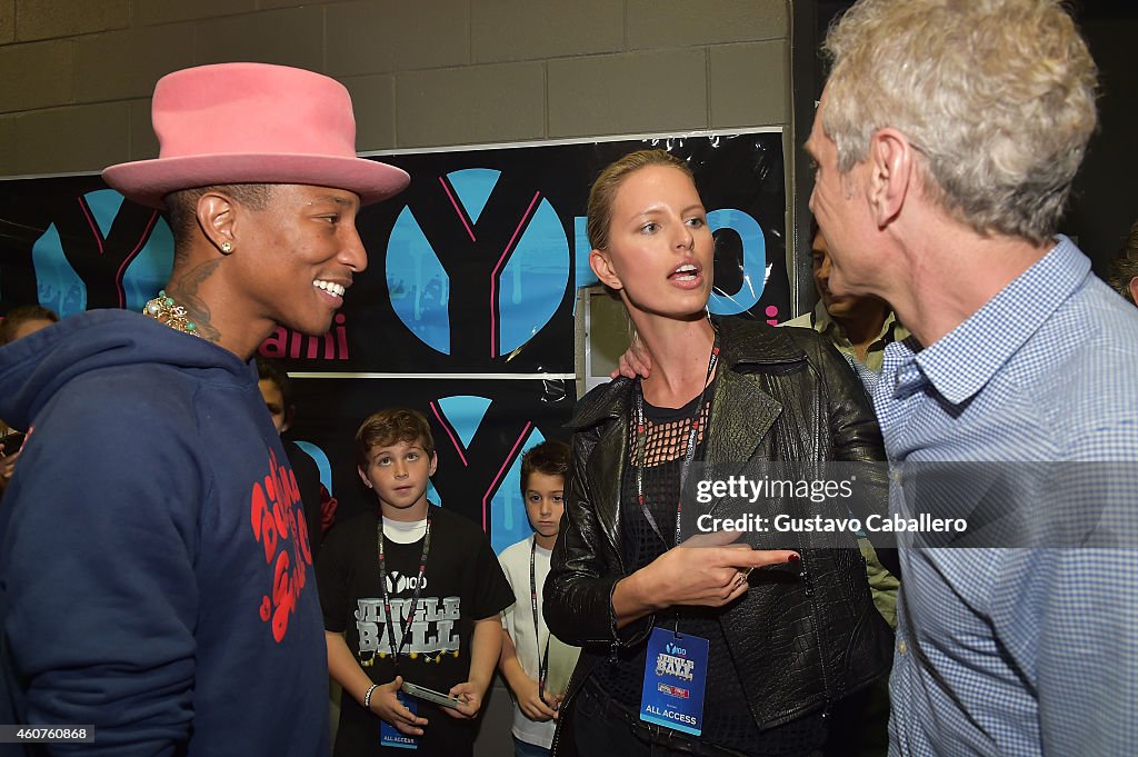 Y100's Jingle Ball 2014  - Backstage