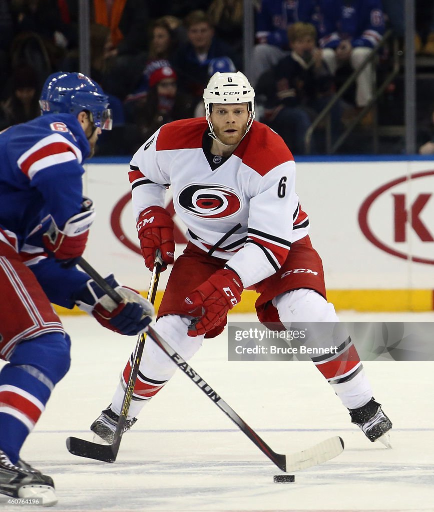 Carolina Hurricanes v New York Rangers