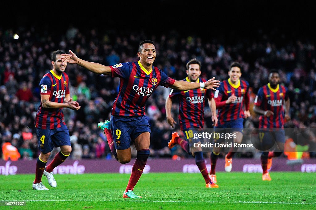 FC Barcelona v Elche FC - La Liga