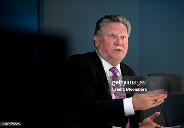 Steve Letwin 17 Ceo Of Iamgold Stock Photos, High-Res Pictures, and Images - Getty ...
