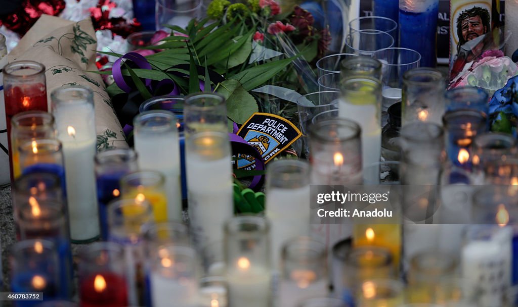 Memorial for slain New York police officers