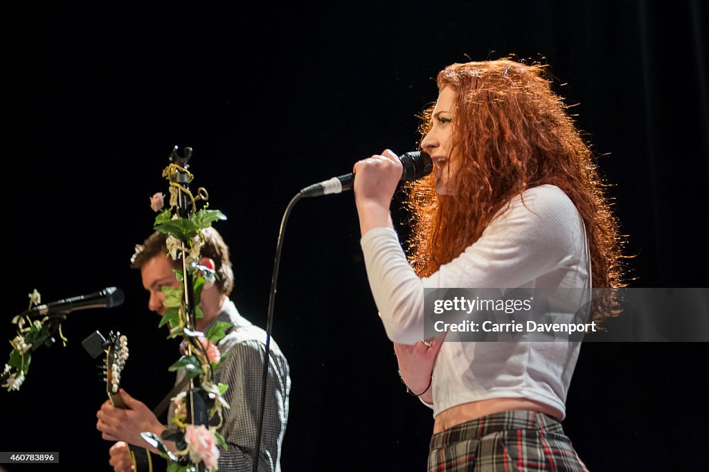 Janet Devlin Performs At The Crescent Arts Centre