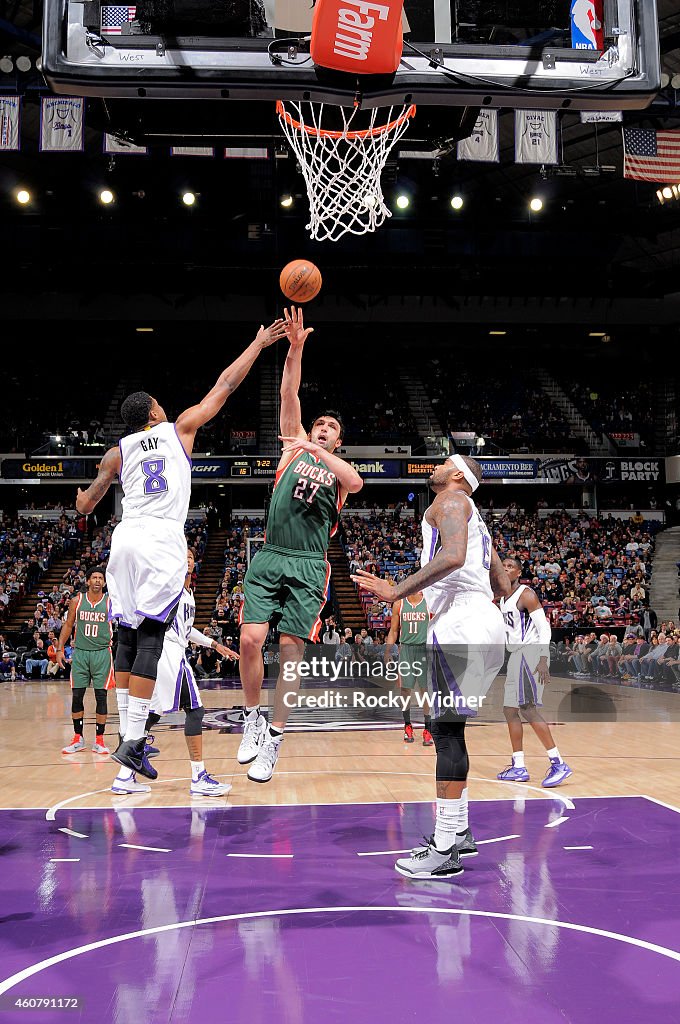 Milwaukee Bucks v Sacramento Kings