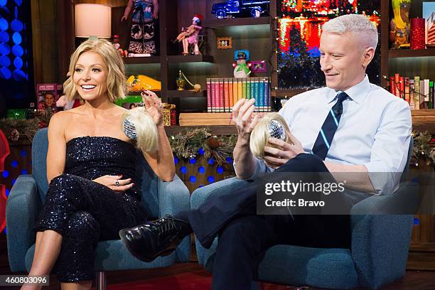Kelly Ripa Cooper 570 Kelly Ripa Anderson Cooper Photos & High Res Pictures - Getty Images