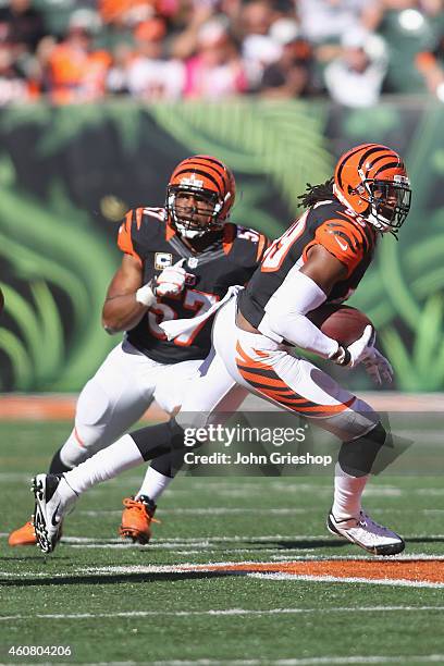 Emmanuel Lamur of the Cincinnati Bengals runs the football upfield during the game against the Baltimore Ravens at Paul Brown Stadium on October 26,...